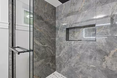 33 Milford St, Upton, MA 01568 - Photo 14