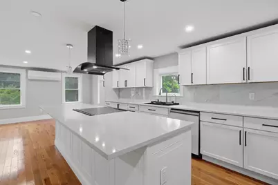 33 Milford St, Upton, MA 01568 - Photo 8