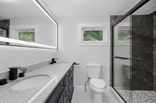 33 Milford St, Upton, MA 01568 - Photo 12