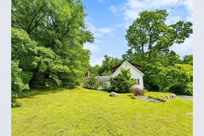 54 Rockwood Rd, Norfolk, MA 02056 - Photo 2
