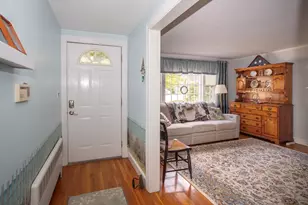 72 Eustis Ave, Wakefield, MA 01880 - Photo 2