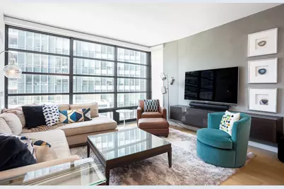 580 Washington St #9F, Boston, MA 02111 - Photo 2