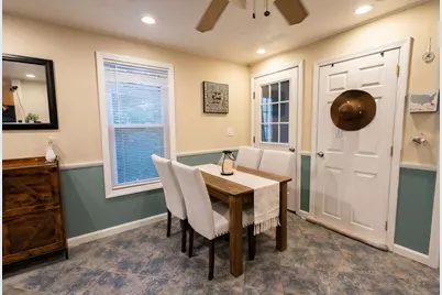 339 Drury Ave, Athol, MA 01364 - Photo 8