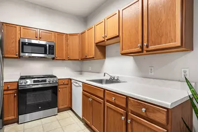 21 Hampshire Road #105, Methuen, MA 01844 - Photo 8
