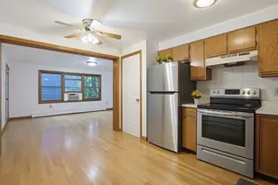 45 Cross St, Medford, MA 02155 - Photo 6