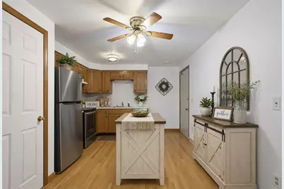 45 Cross St #21, Medford, MA 02155 - Photo 2