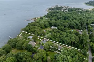 94 Aucoot Rd, Mattapoisett, MA 02739 - Photo 1