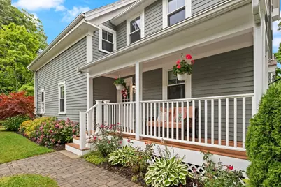 51 Mt. Vernon Street, Reading, MA 01867 - Photo 2