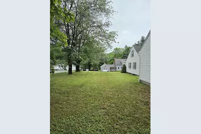 110 Barthel Ave, Gardner, MA 01440 - Photo 6