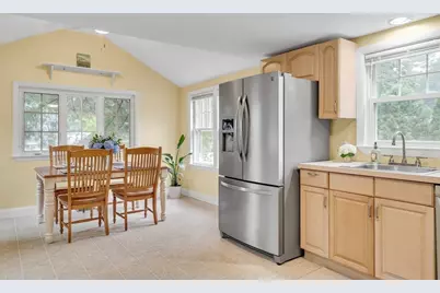 4 Oliver Street, Tewksbury, MA 01876 - Photo 8