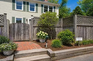 4 Center Pl, Orleans, MA 02653 - Photo 4