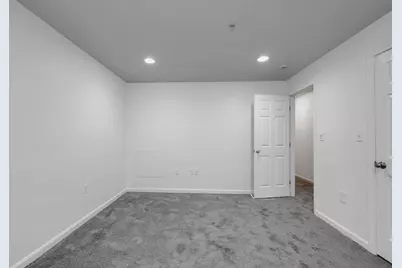 688 Gorham Street #688, Lowell, MA 01852 - Photo 18