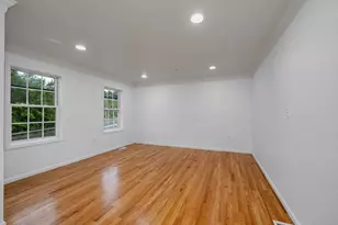 688 Gorham St, Lowell, MA 01852 - Photo 8