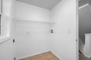 688 Gorham St, Lowell, MA 01852 - Photo 12