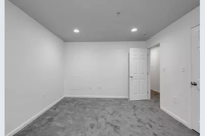 688 Gorham Street #688, Lowell, MA 01852 - Photo 18