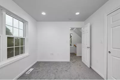688 Gorham Street #688, Lowell, MA 01852 - Photo 14