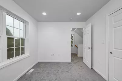 688 Gorham Street #688, Lowell, MA 01852 - Photo 14