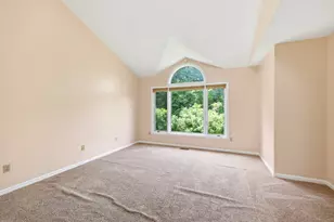 44 Southview Dr, Southwick, MA 01077 - Photo 12