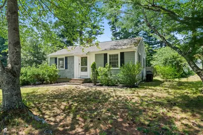 327 Plain Street, Marshfield, MA 02050 - Photo 2