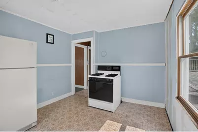 128 Mablin Ave, North Andover, MA 01845 - Photo 12