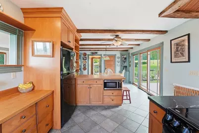 94 Rawson Street, Uxbridge, MA 01569 - Photo 10