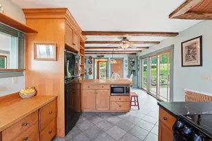 94 Rawson St, Uxbridge, MA 01569 - Photo 10