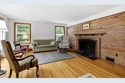 18 Red Gate Ln, Amherst, MA 01002 - Photo 10