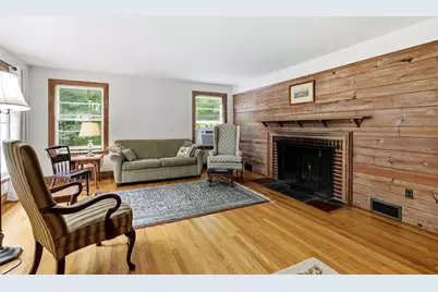 18 Red Gate Ln, Amherst, MA 01002 - Photo 10