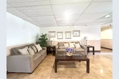 4975 Washington St #109, Boston, MA 02132 - Photo 18