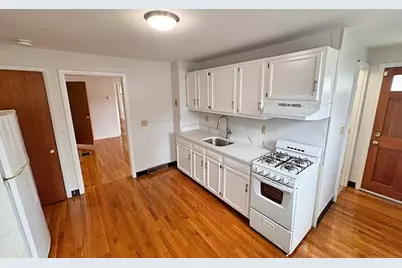 19 Norumbega Terr #1, Waltham, MA 02453 - Photo 6
