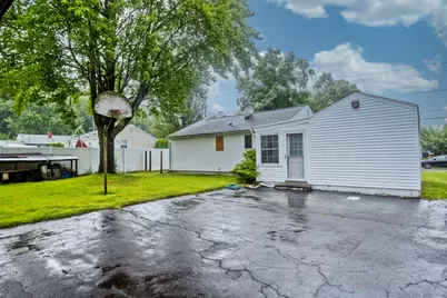 84 Bourbeau St, Chicopee, MA 01020 - Photo 2