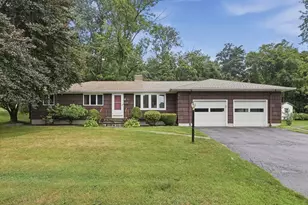 52 Thornton Rd, Worcester, MA 01606 - Photo 1