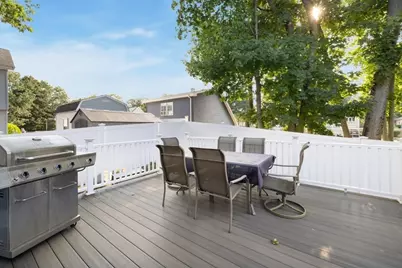 29 Clinton Ave, Saugus, MA 01906 - Photo 40