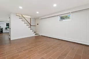 29 Clinton Ave, Saugus, MA 01906 - Photo 32