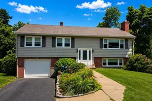 35 Dike Dr, Clinton, MA 01510 - Photo 1