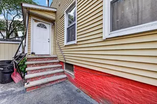 5 Diamond St, Worcester, MA 01610 - Photo 4