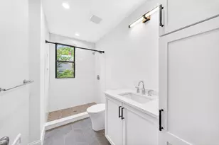 34 A Park St, Brookline, MA 02446 - Photo 14