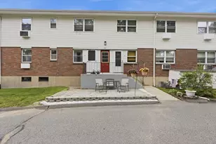 119 Colonial Cir, Chicopee, MA 01020 - Photo 24