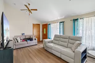 59 Hartford Ave E, Uxbridge, MA 01569 - Photo 22