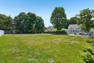 59 Hartford Ave E, Uxbridge, MA 01569 - Photo 32