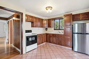6 Devine Rd, Randolph, MA 02368 - Photo 8