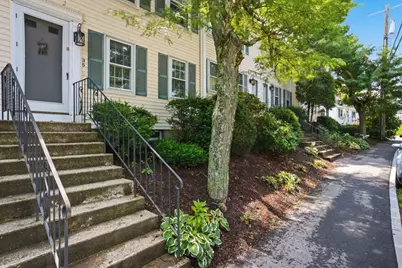 35 Beech Hill Ave #0, Manchester, NH 03103 - Photo 2