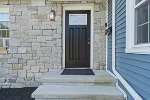 5 5th Ave, Dudley, MA 01571 - Photo 6