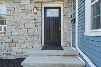 5 5th Ave, Dudley, MA 01571 - Photo 6