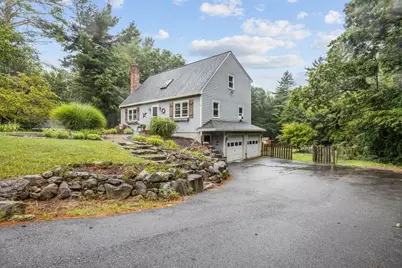 9 Bridle Path Lane, Middleborough, MA 02346 - Photo 2