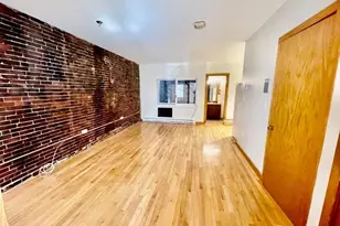 5 Thacher Ct, Boston, MA 02113 - Photo 2
