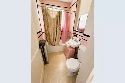 84 Orchard St, Medford, MA 02155 - Photo 12