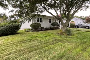 55 Evans St, Somerset, MA 02726 - Photo 4