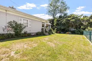 55 Evans St, Somerset, MA 02726 - Photo 30