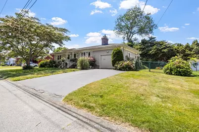 55 Evans St, Somerset, MA 02726 - Photo 2
